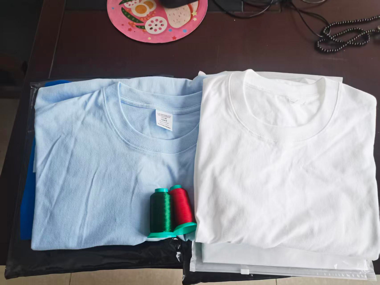 Plain  T shirts  white grey dark green heavy gsm cotton short sleeves for summer
